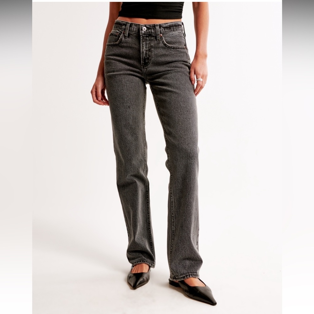 A&F Black Mid Rise